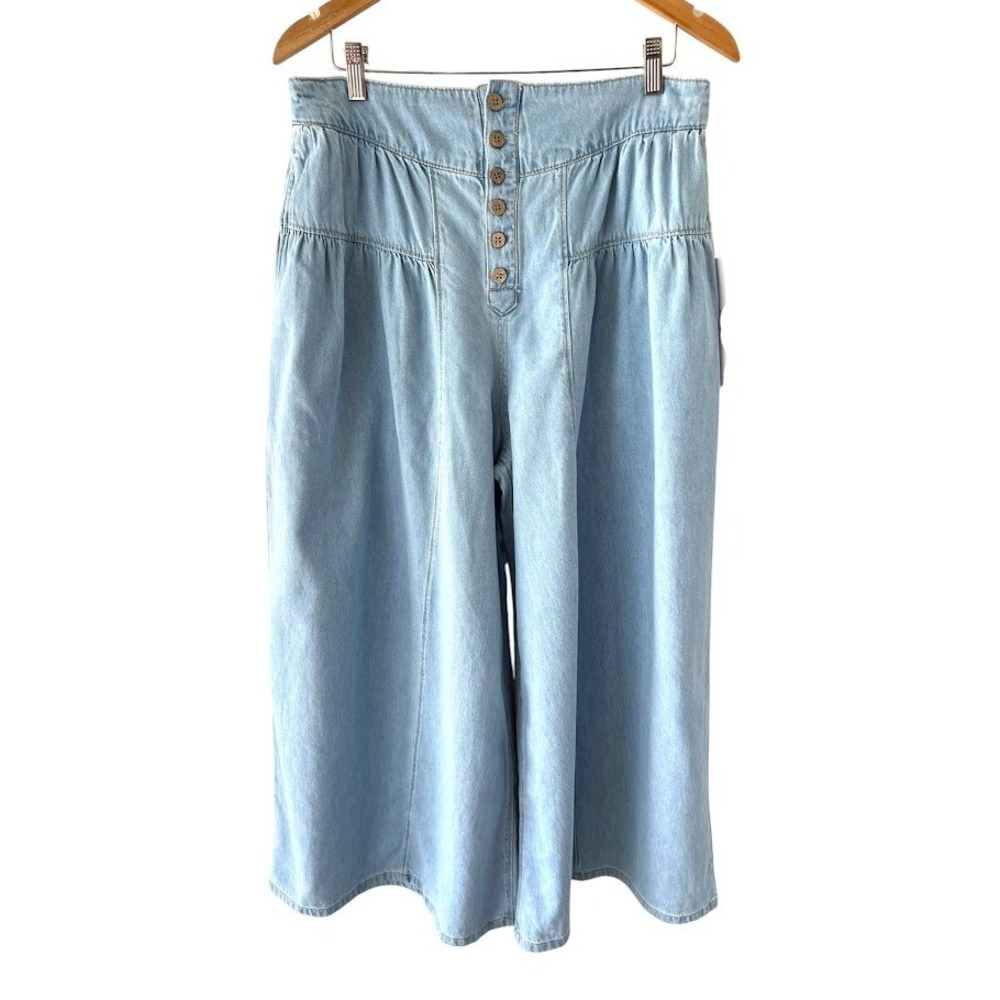 Risen Jeans Womens 13/31 Wide Leg Culotte Jeans Light Wash High Rise NWT